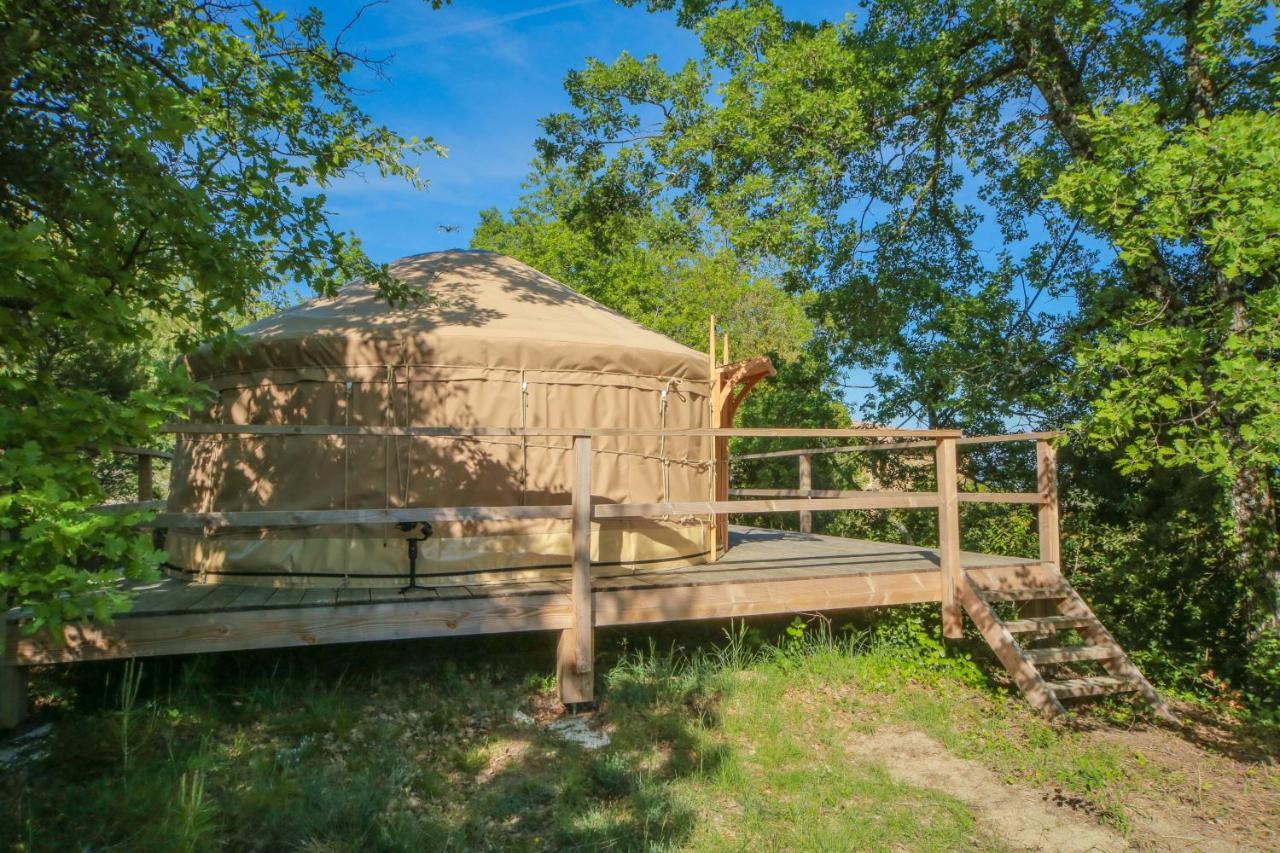 Les Yourtes De Provence Saint-Paulet-de-Caisson Εξωτερικό φωτογραφία