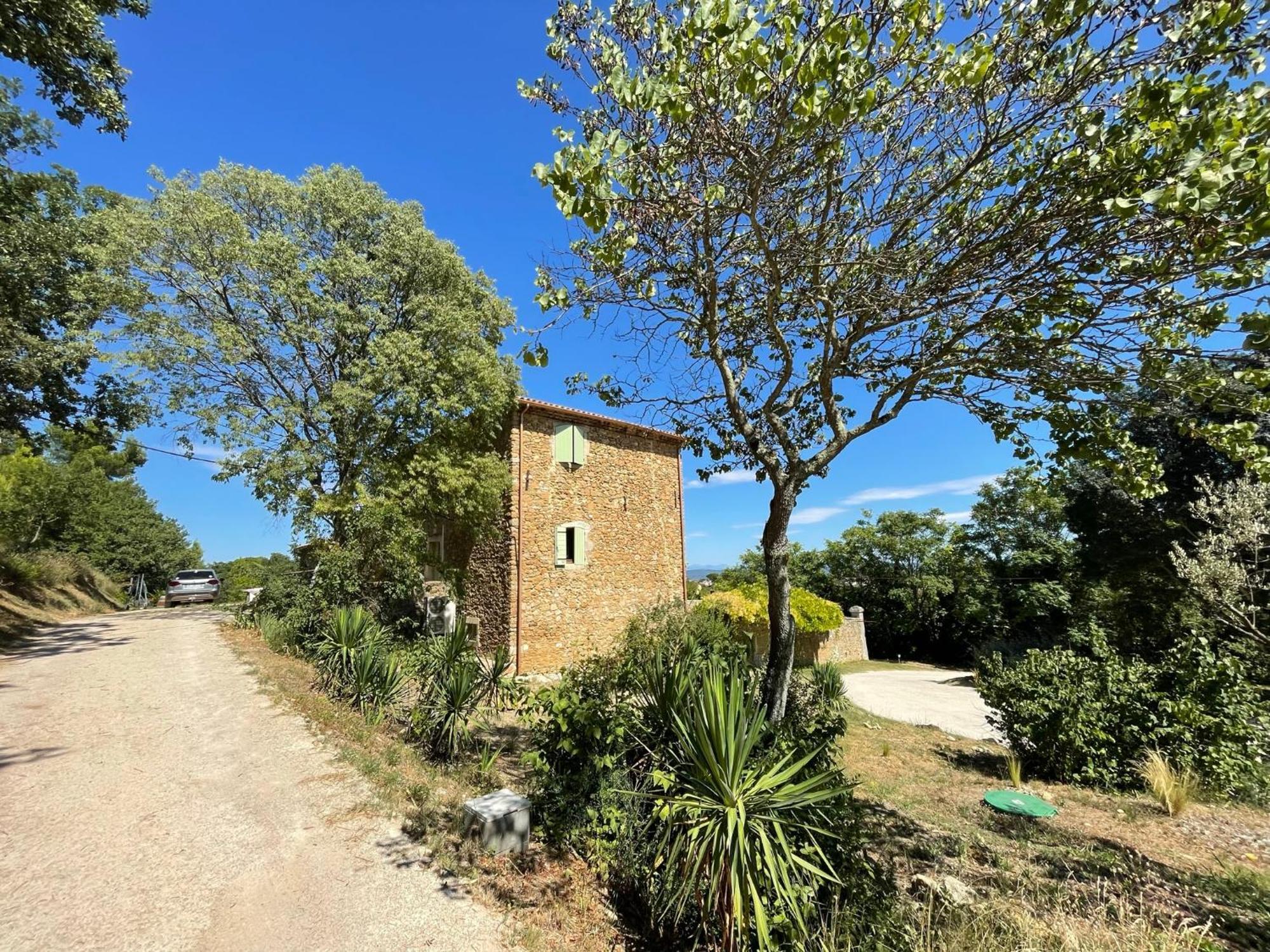 Les Yourtes De Provence Saint-Paulet-de-Caisson Εξωτερικό φωτογραφία